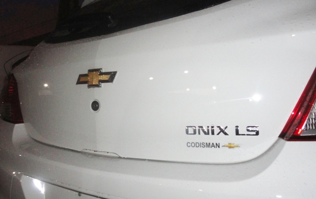 Detalhe Carro onix