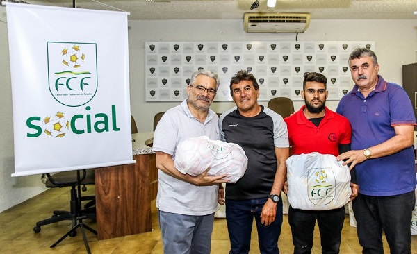 FCF Social - entrega dos materiais aos representantes