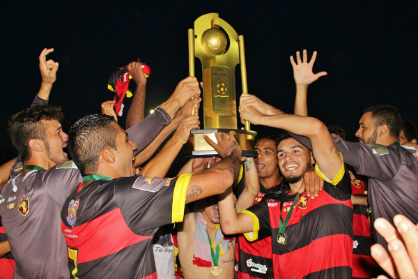 Guarani campeao Taca Fares Lopes 2016